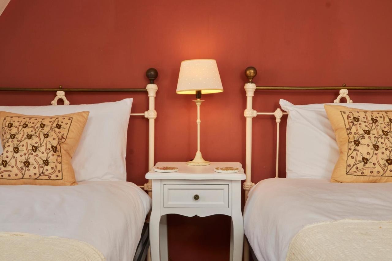 Windlass Cottage Lymington Bagian luar foto