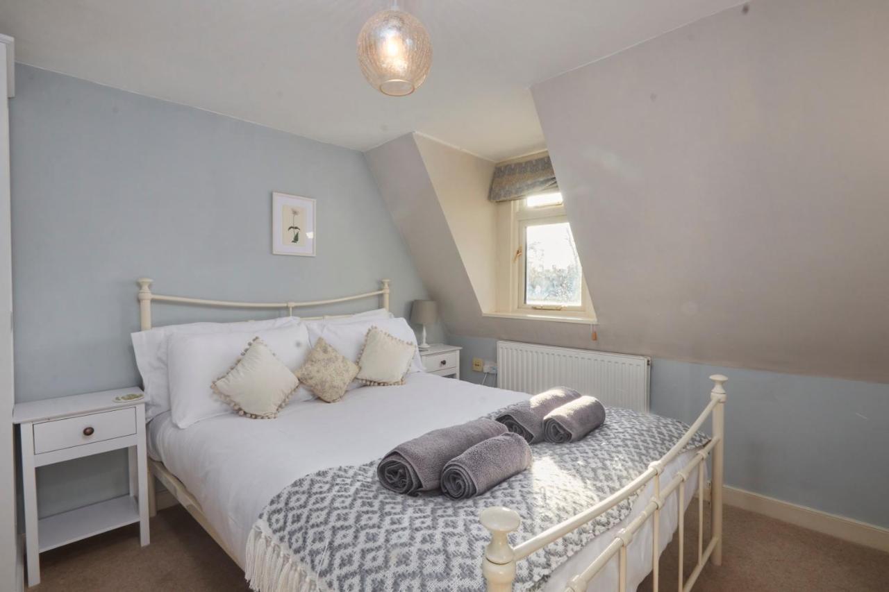 Windlass Cottage Lymington Bagian luar foto